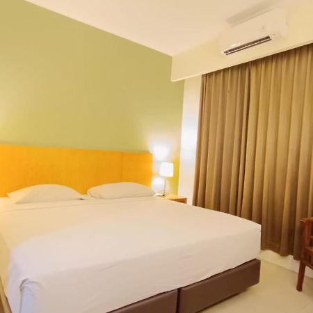 Hotel Wisata Παλεμπάνγκ Εξωτερικό φωτογραφία