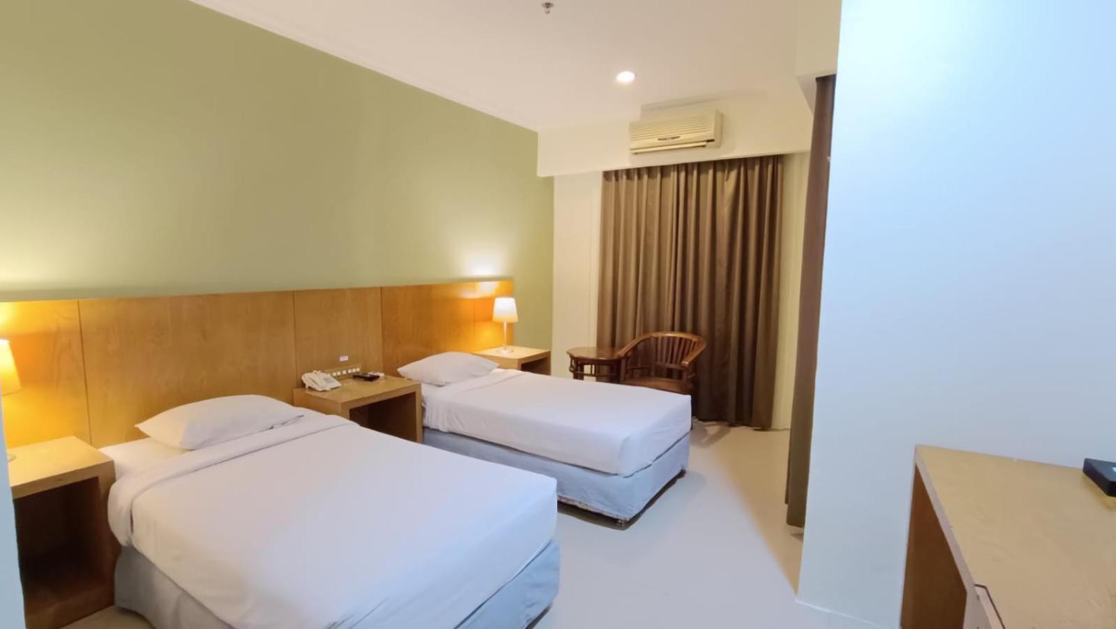 Hotel Wisata Παλεμπάνγκ Εξωτερικό φωτογραφία
