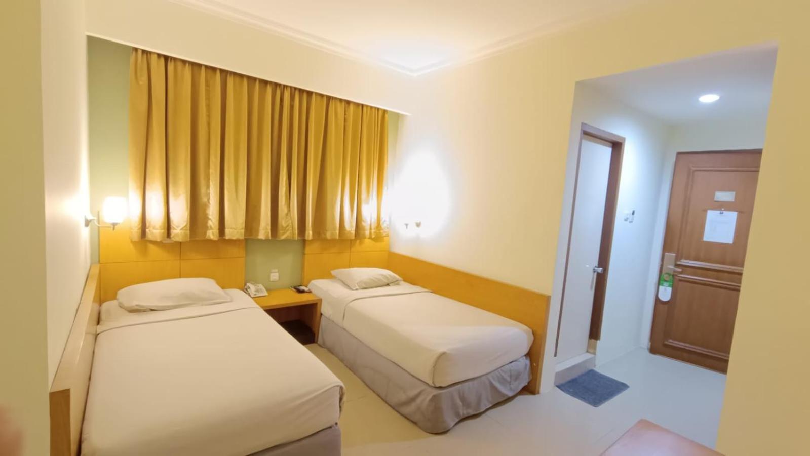Hotel Wisata Παλεμπάνγκ Εξωτερικό φωτογραφία