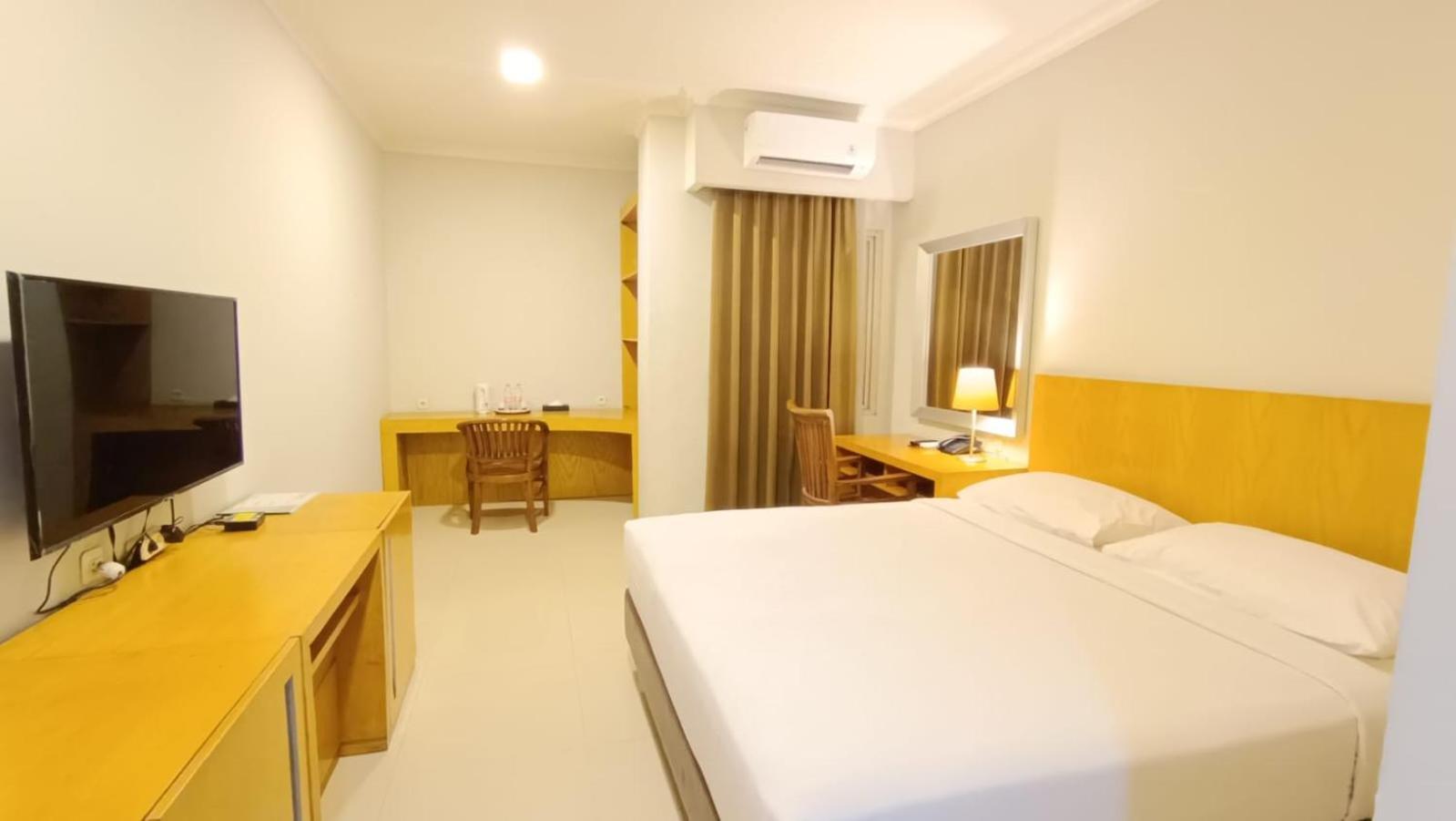 Hotel Wisata Παλεμπάνγκ Εξωτερικό φωτογραφία